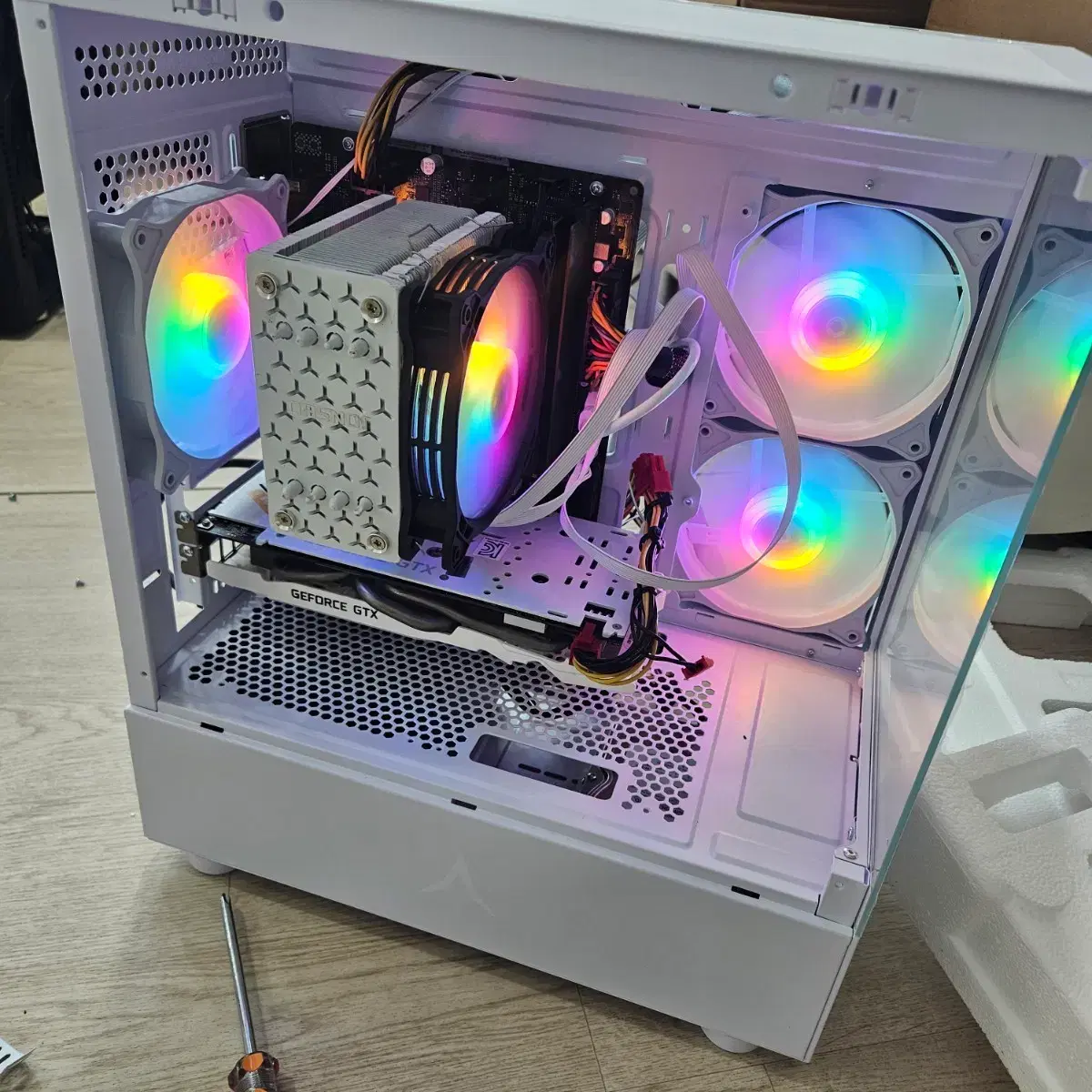 GALAX GeForce GTX1060 6g 화이트 그래픽카드 | 브랜드 중고거래